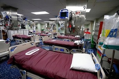 “安慰”號醫療船 紐約港的流動醫院與使命